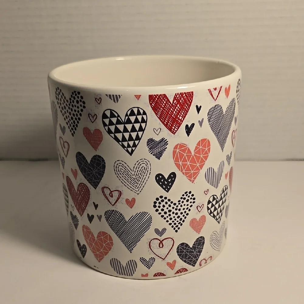 Heart Patterned Ceramic‎ Mug